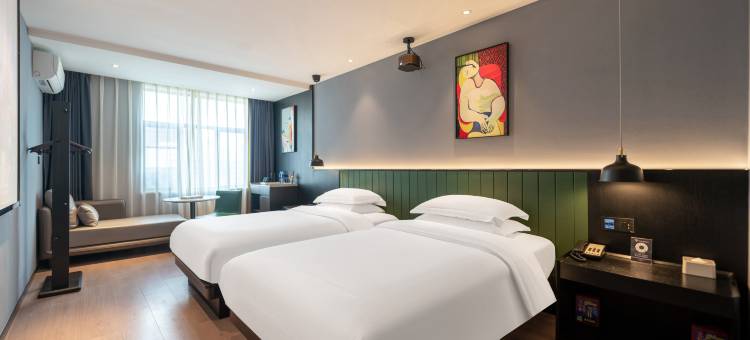 加雅酒店(凤城二路青少年中心地铁站店)图片