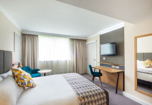 Holiday Inn READING-SOUTH M4, JCT.11 by IHG Hotel Overview