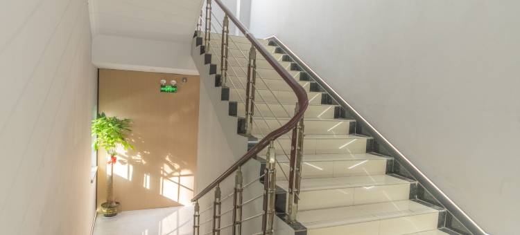 必得酒店(南京奥体中心兴隆大街地铁站店)图片