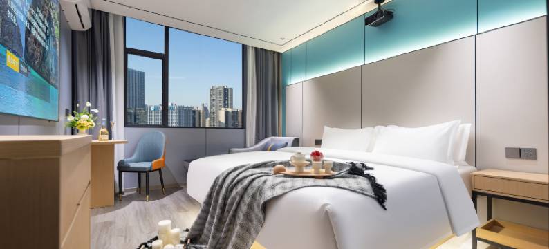 云泊影院酒店(南昌火车站东广场店)图片