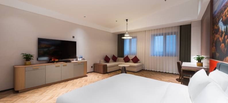 万信至格酒店(西安咸阳国际机场际华冰雪店)图片