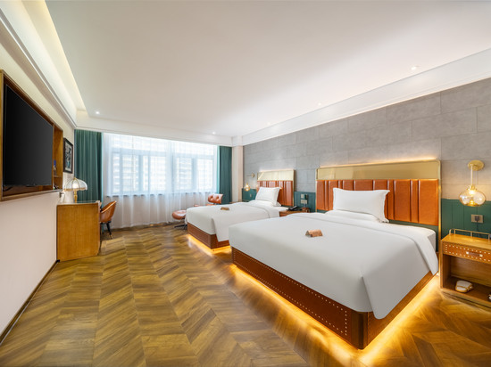 喆非酒店(成武翡翠城店)