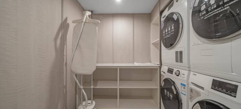 衢州•欣颐MYSTICWOLD•MOMWMYPOP•古城墙畔酒店(水亭门国金中心店)图片