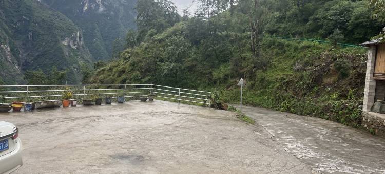 香格里拉·虎跳峡云山居丨Golden Peaks 精品美宿(虎跳峡店)图片