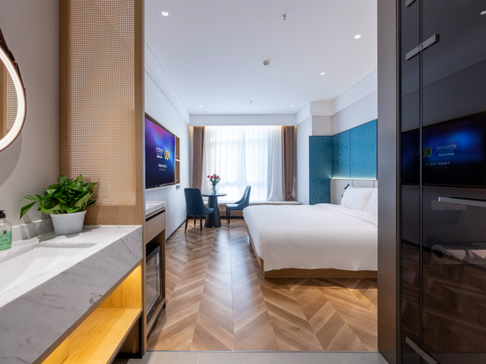 Super8·悦酒店(北京工商大学良乡大学城西地铁站店)