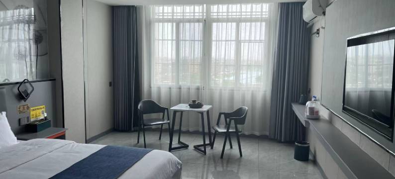 星城逸致宿图片