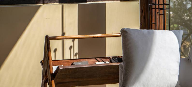 腾冲抱朴犀山温泉全景度假酒店(和顺古镇店)图片