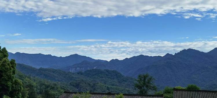 峨眉山晓山青野奢度假民宿图片