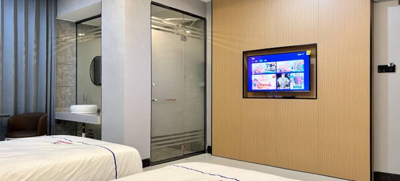 浦北鸿瑞商务酒店(张黄汽车站店)图片