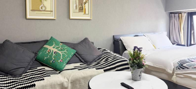 以礼娜姑民宿(云南财经大学龙泉校区万彩城店)图片