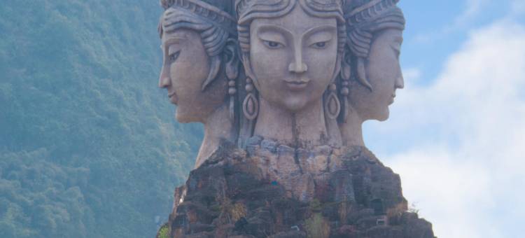 途易蓝•相和里度假酒店(阳朔遇龙河生态公园千古情景区店)图片