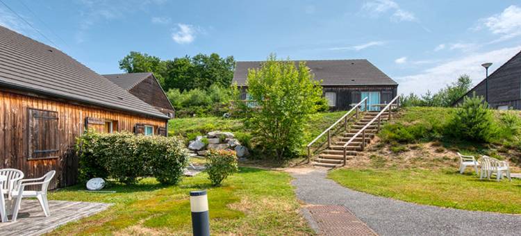 梵康希欧乐假日公园 - 灌木丛林中的住宿(Vacancéole - Residence le Domaine du Bosquet)图片
