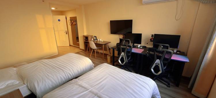 外星人电竞酒店(东明财富广场店)图片