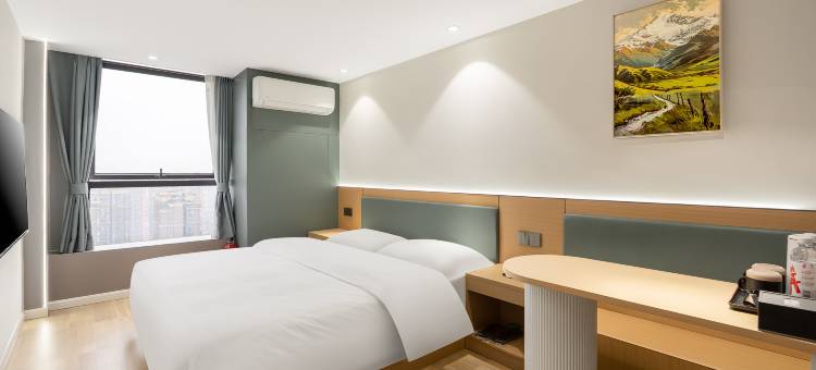 来蓉优住(成都东站东广场店)图片