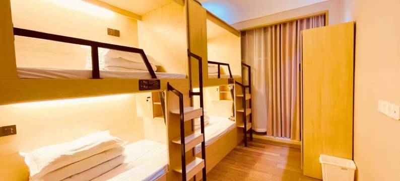 拾光·青年公寓(温岭银泰城店)图片