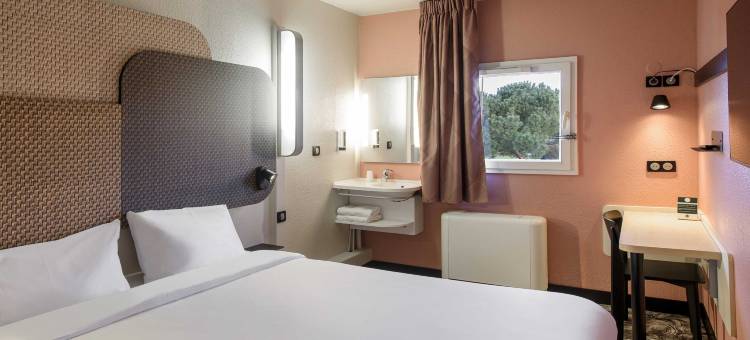 图卢兹于雷尔太空城 B&B 酒店(B&B Hotel Toulouse Cité de l'Espace Hurel)图片