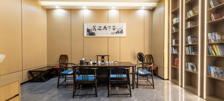 徐闻云朵智能HOTEL(进港大道店)图片