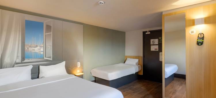 裴吉斯阿尔冈河畔皮热民宿酒店(B&B Hotel Frejus Puget-Sur-Argens)图片