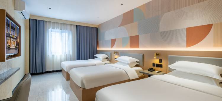 艺选酒店(常熟汽车南站天虹服装城店)图片