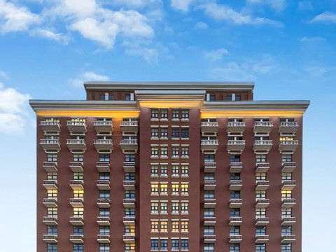 津保国际发展酒店(滨海新区临港海岸线公园店)