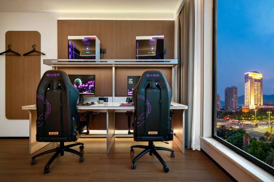 和光·ALIENSPACE外星人电竞酒店(象山客运东站博浪海港城店)图片