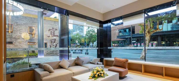 设计师酒店(宜昌解放路步行街二马路店)图片