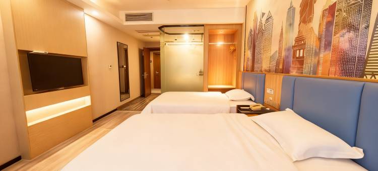 云朵轻语酒店(赣州江南宋城步步高新天地店)图片