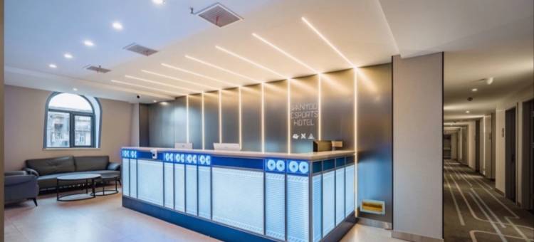 网鱼电竞酒店(武汉江汉路地铁站步行街店)图片