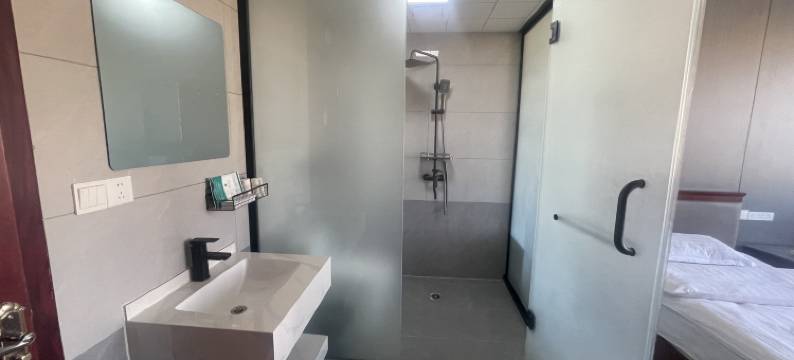 百佳宾馆(玉门站商业步行街店)图片