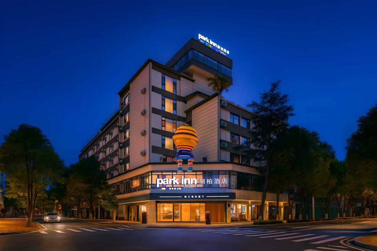 昆明•丽柏WAVESWEPT•MISTYSEA•设计酒店(昆明站环城南路地铁站店)图片