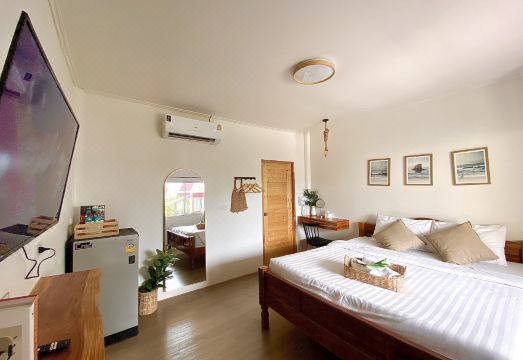 The O room Hotel Overview