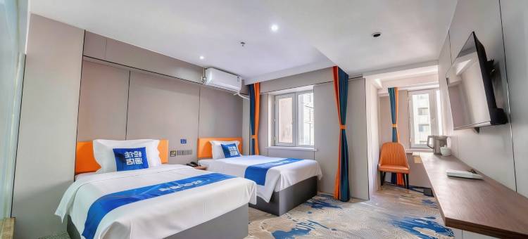 轻住酒店(医大一院博物馆地铁站店)图片