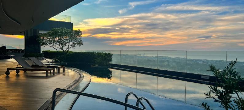 罗勇市中心假日套房酒店(Holiday Inn & Suites RAYONG CITY CENTRE by IHG)图片