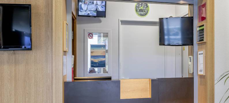 阿尔卡雄居让梅斯特拉民宿酒店(B&B Hotel Arcachon Gujan-Mestras)图片