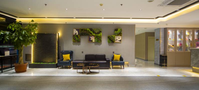 YouU悠游电竞酒店(唐山师范学院店)图片