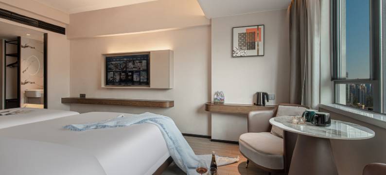 伯爵优选轻居(深圳水贝珠宝城草埔地铁站店)图片