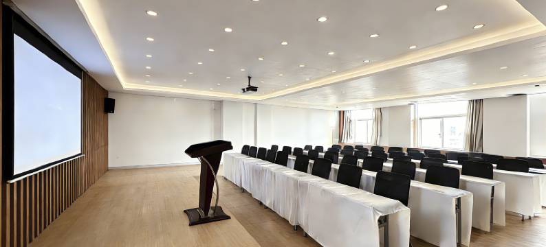 观悦居酒店(西安临潼兵马俑店)图片