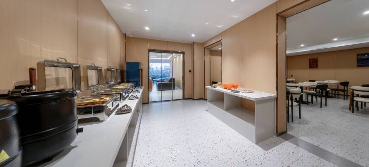 如家UP华驿精选酒店(开封鼓楼广场包公湖店)图片