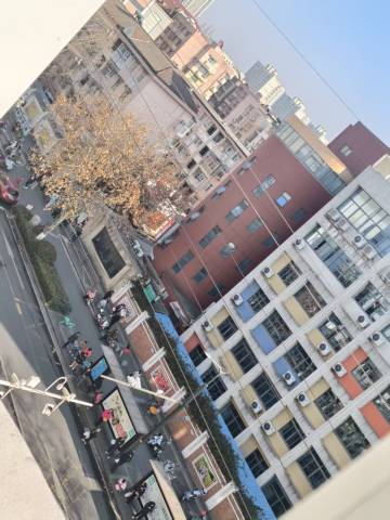 南京博物院瑞金路轻居酒店图片