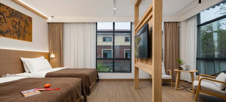 花筑•北门外民宿(开封万岁山武侠城店)图片