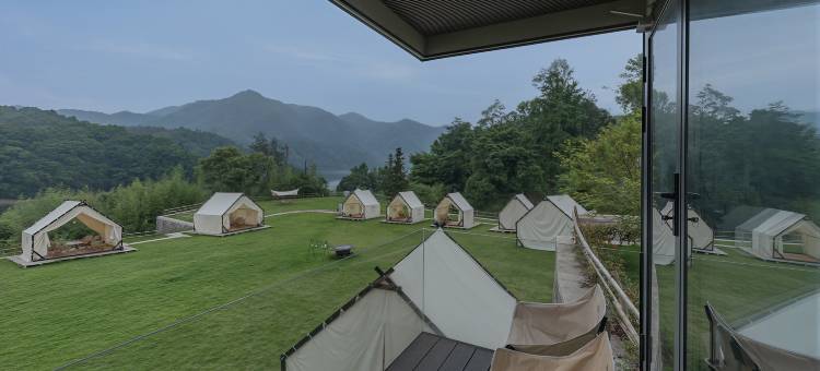 嵊州祥瑞溪隐月亮湖房车营地图片