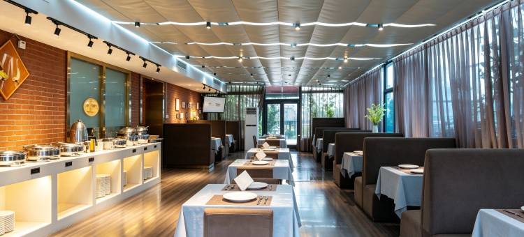 成都西姆轻奢酒店(天府广场地铁站店)图片