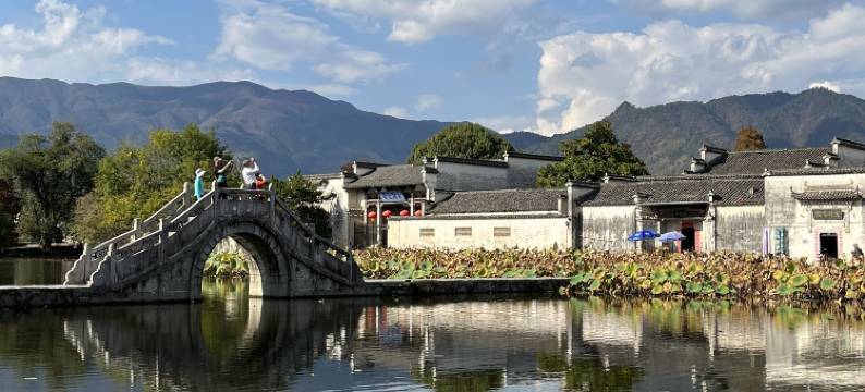 宏村陌巷·徽派景观艺术精品民宿(宏村景区内店)图片