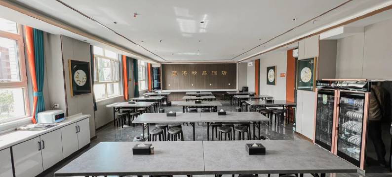 蓝港精品酒店(库尔勒巴州博物馆汇嘉时代广场店)图片