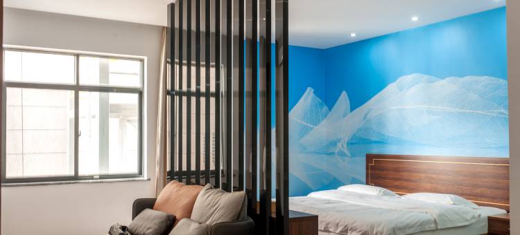 罗平采云居酒店图片