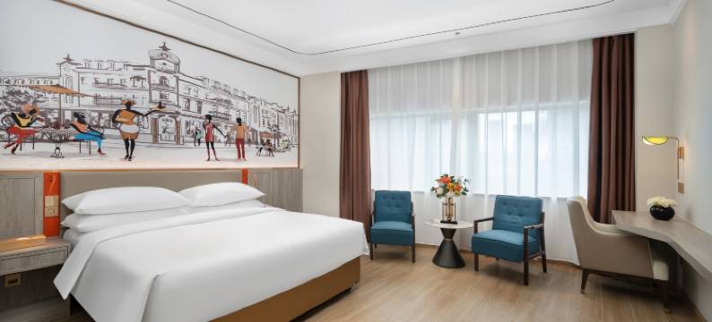 维也纳3好酒店(深圳前海宝安中心欢乐港湾摩天轮店)图片