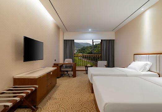 Wufeng International Hotel Hotel Overview