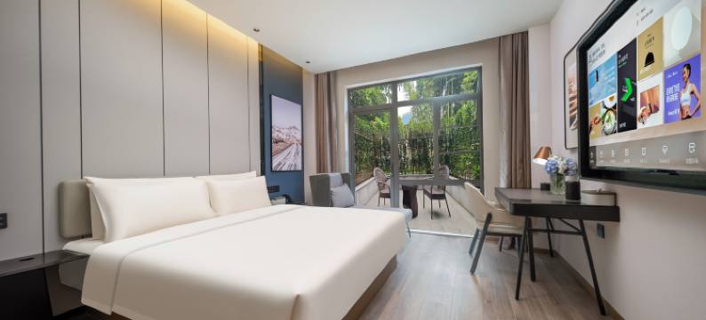 南京鼓楼中山北路亚朵酒店图片