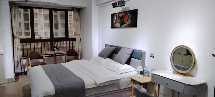 拾光民宿(保利中心店)图片