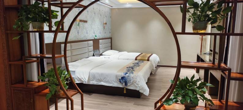 隆德县龙泉山庄生态酒店图片